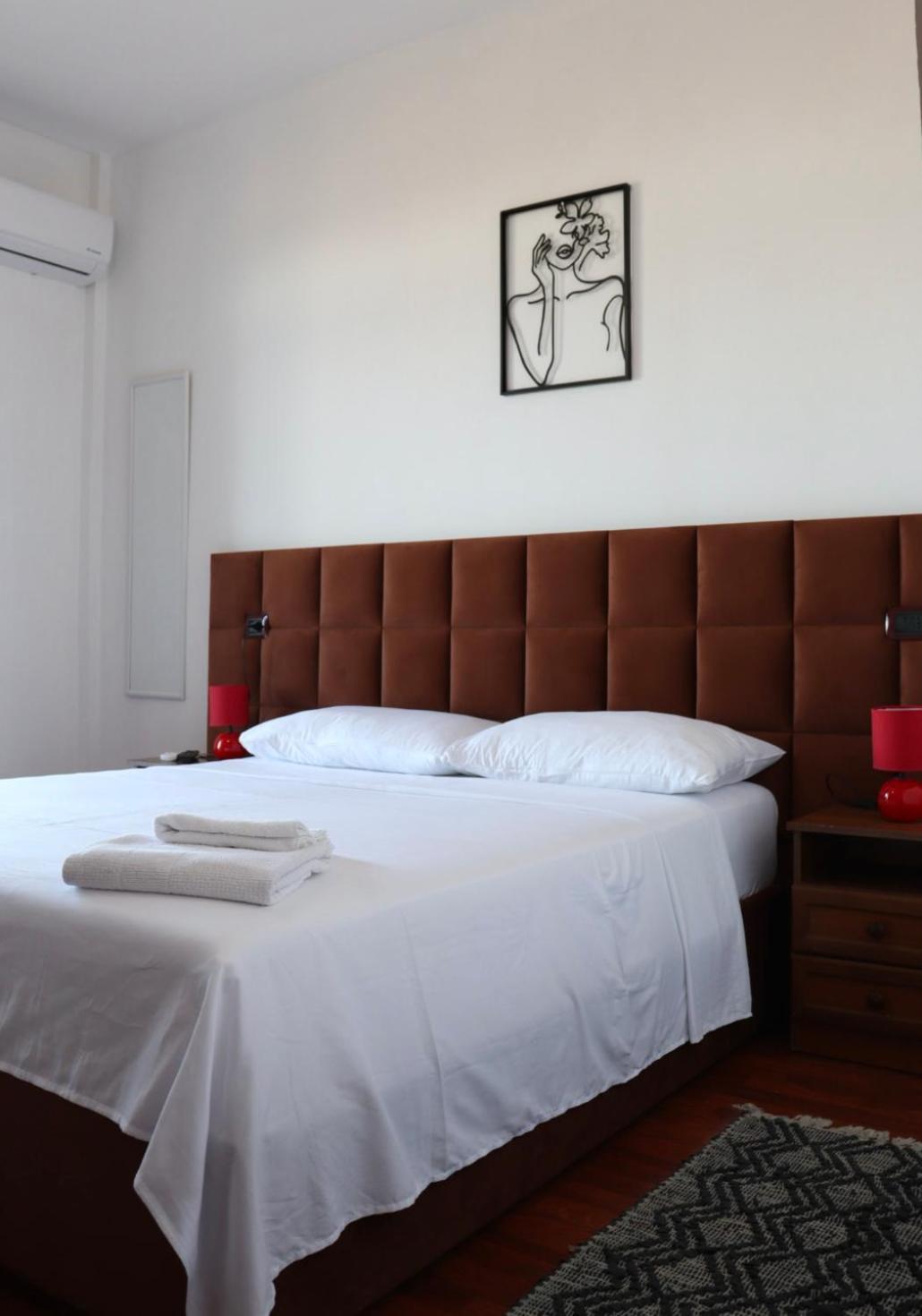 Grand Hotel Krujë Eksteriør billede