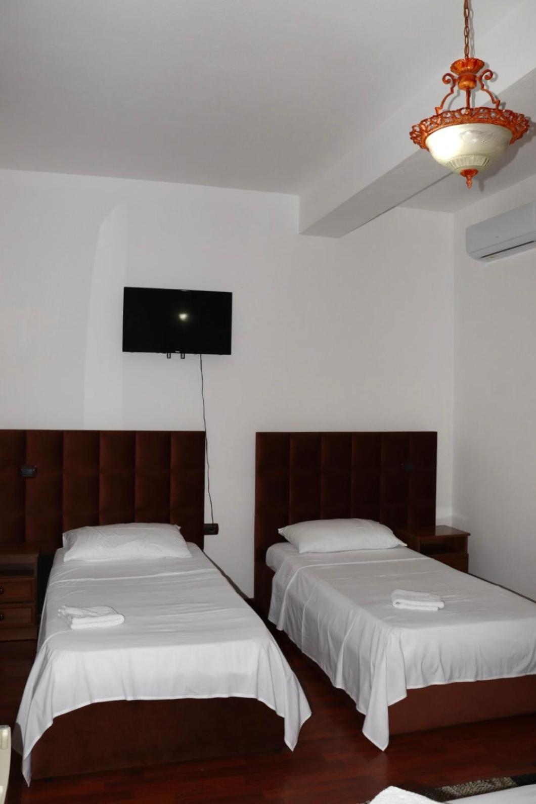 Grand Hotel Krujë Eksteriør billede