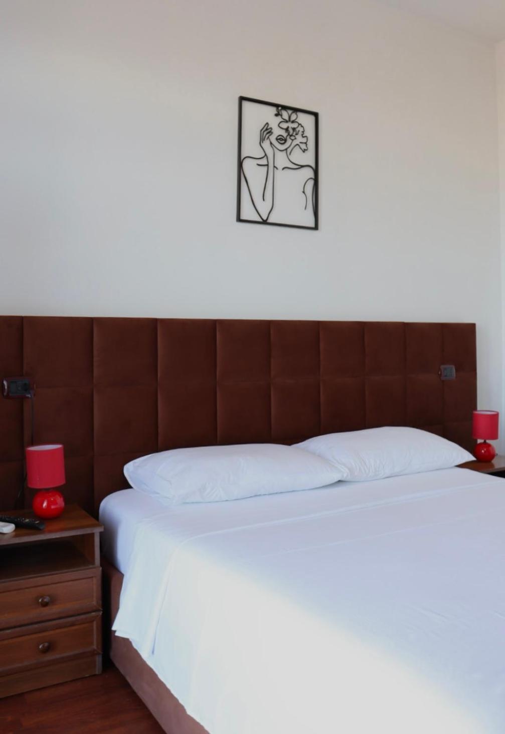 Grand Hotel Krujë Eksteriør billede