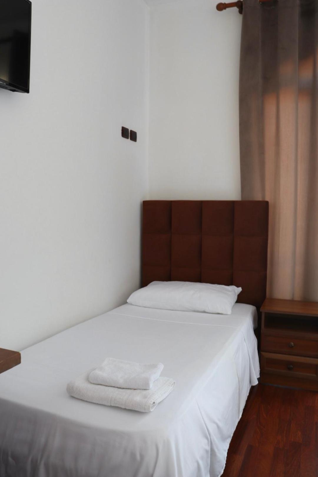 Grand Hotel Krujë Eksteriør billede